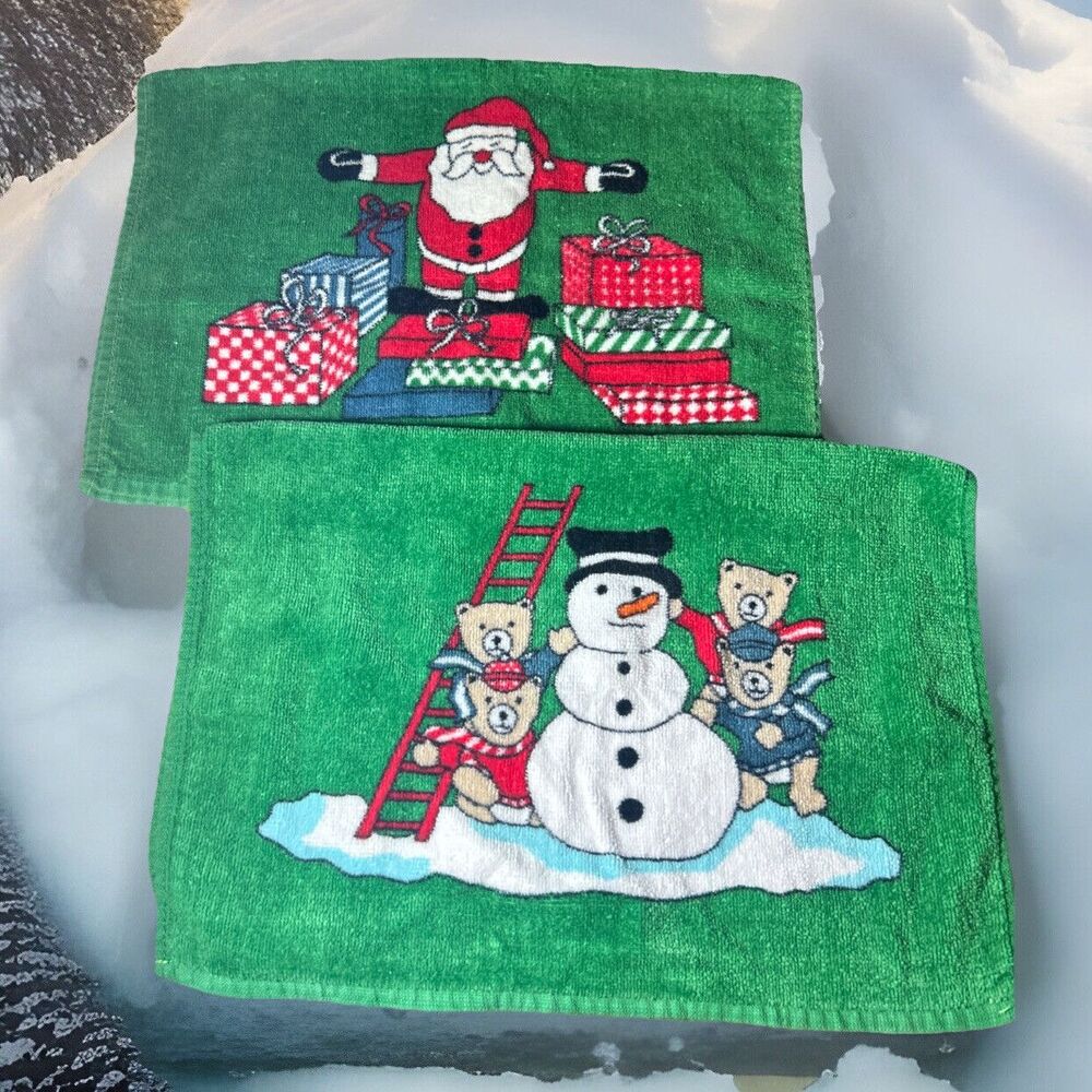 Hiltex Christmas holiday hand towels set of 2 Snowman Santa Gifts Bears Green